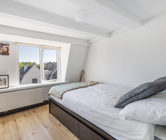 Medium property photo - Albert Cuypstraat 214-4, 1073 BM Amsterdam